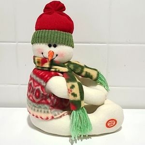 VINTAGE CHRISTMAS SNOWMAN DECORATIVE DISPLAY